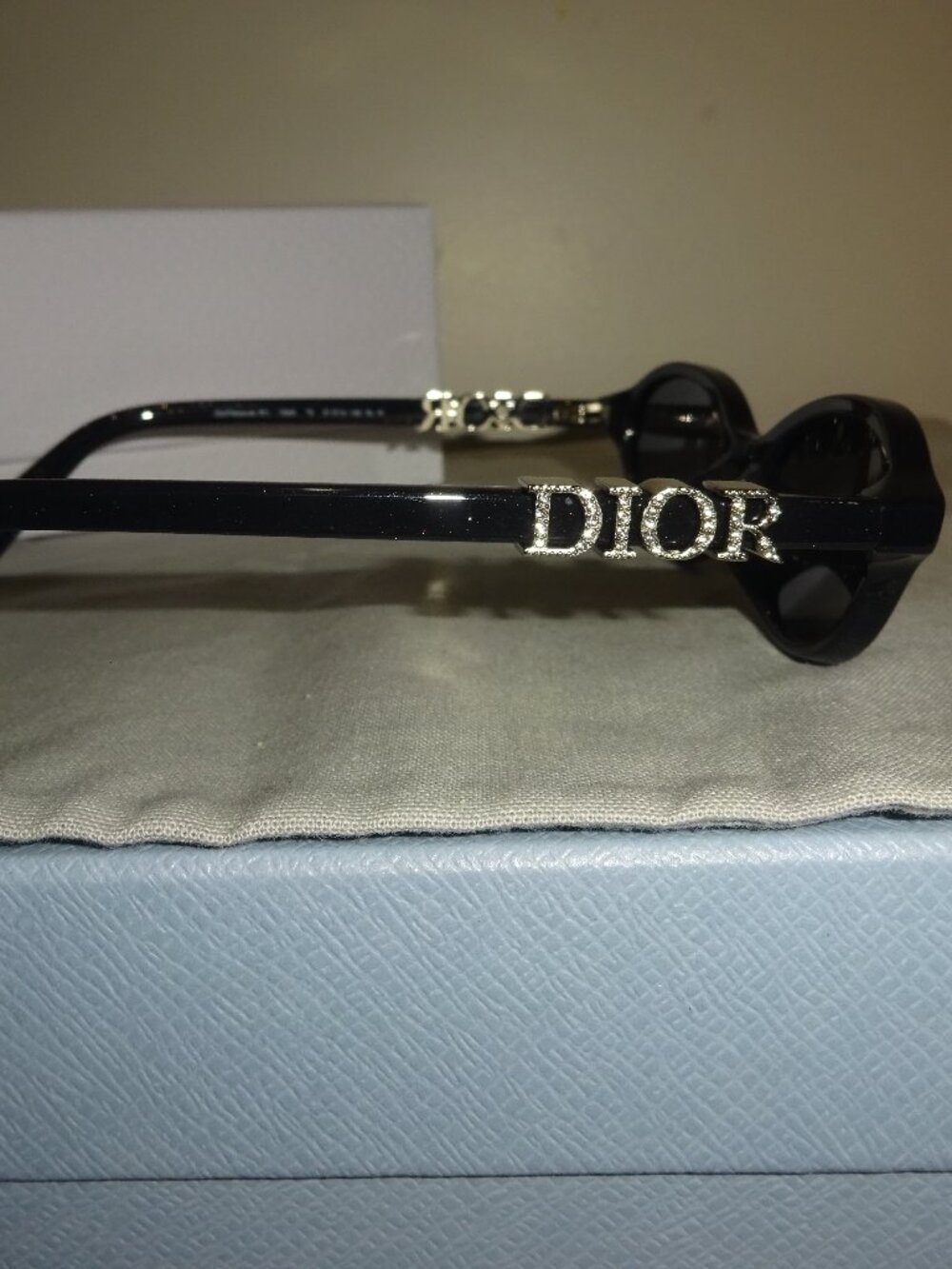 DIOR Sunglasses - Picture 3 of 8
